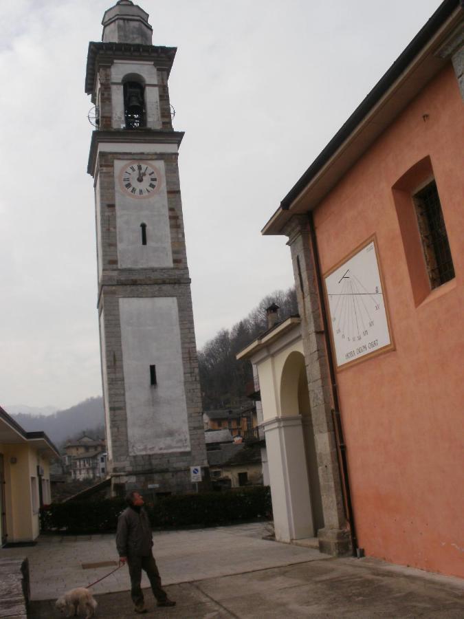 Bilocale Con Terrazzo Maggiore Apartment *