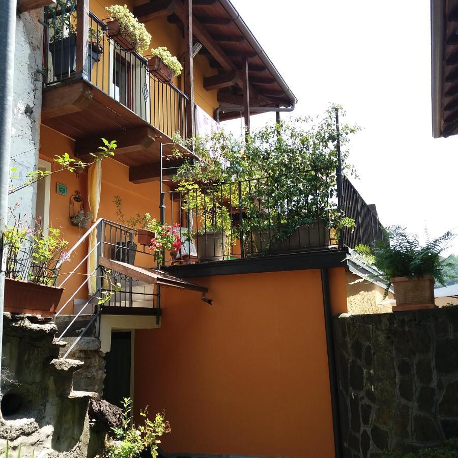 Bilocale Con Terrazzo Maggiore Apartment